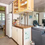 度假居 4 Person In *